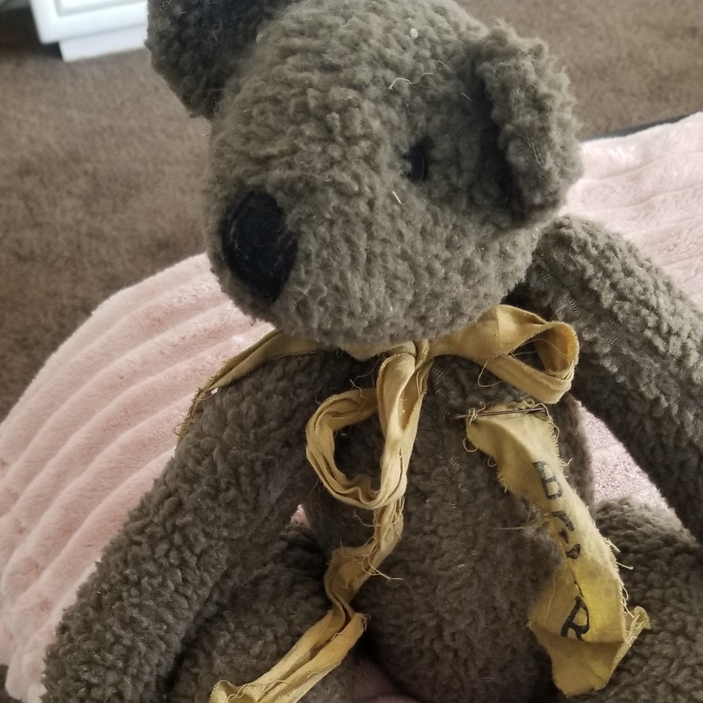 Stuffed bear - Picture 2 of 2